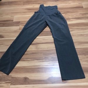 2 for $15:00 bundle social Maternity pants🌼🌻
